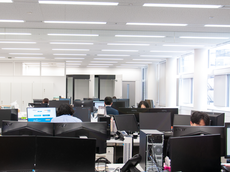 オフィスの様子 執務スペース